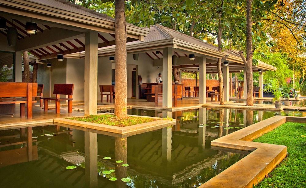Fresco Water Villa Sigiriya Exteriör bild